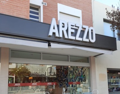 Arezzo: verdadera gelateria artigianale en General Roca